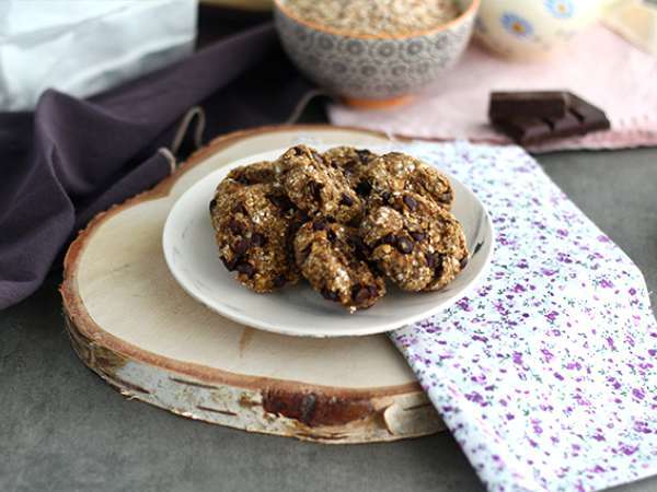 Cookies 3 ingredienti - fiocchi d'avena, banana e cioccolato Cookies 3 ingredienti - fiocchi d'avena, banana e cioccolato