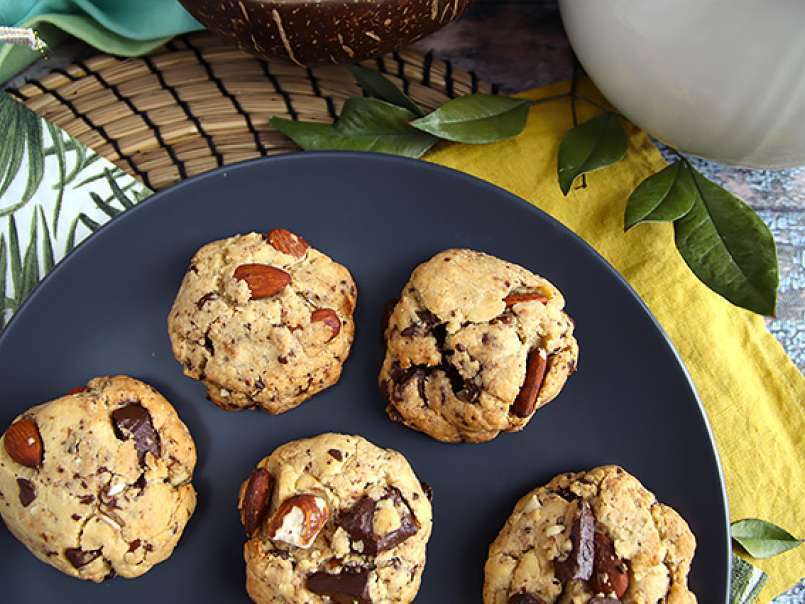 Cookies al cioccolato, mandorle e arachidi - foto 2