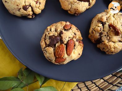 Cookies al cioccolato, mandorle e arachidi - foto 3