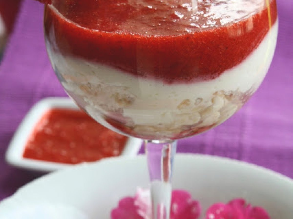Coppa alle fragole e ricotta