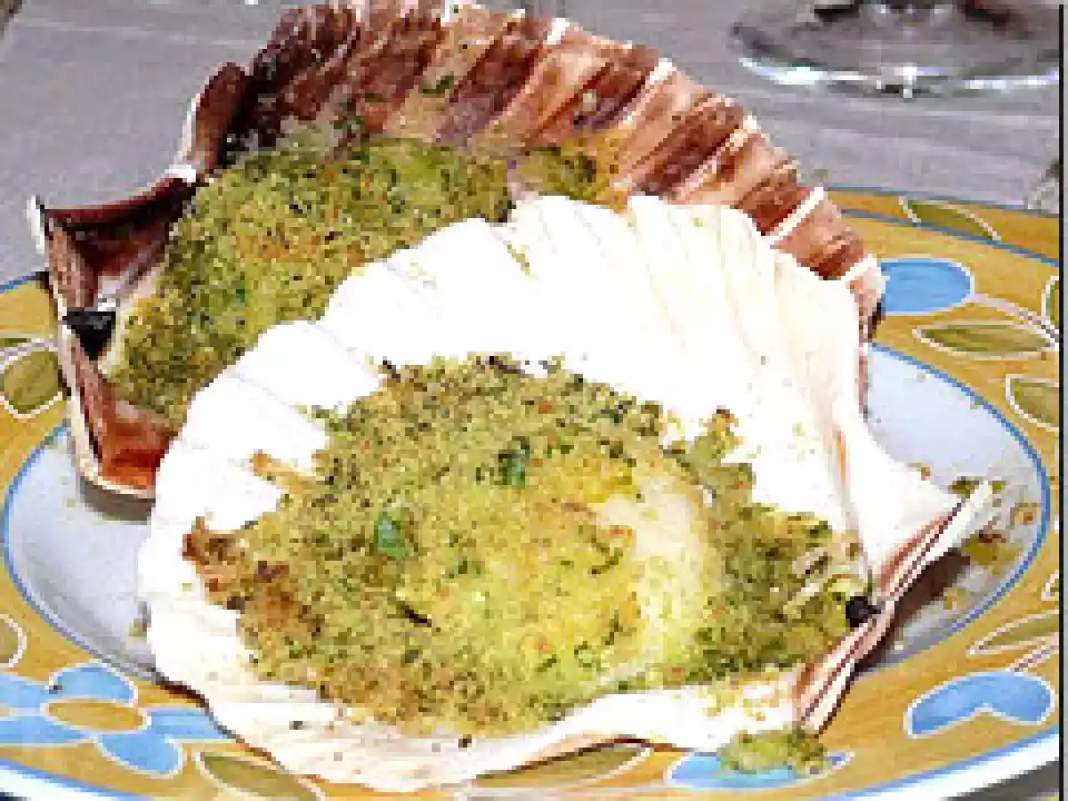 Coquilles Saint-Jacques à la bretonne, Capesante alla bretone