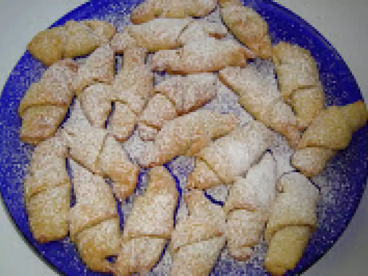 CORNETTI DI RICOTTA CON LA MIA MARMELLATA