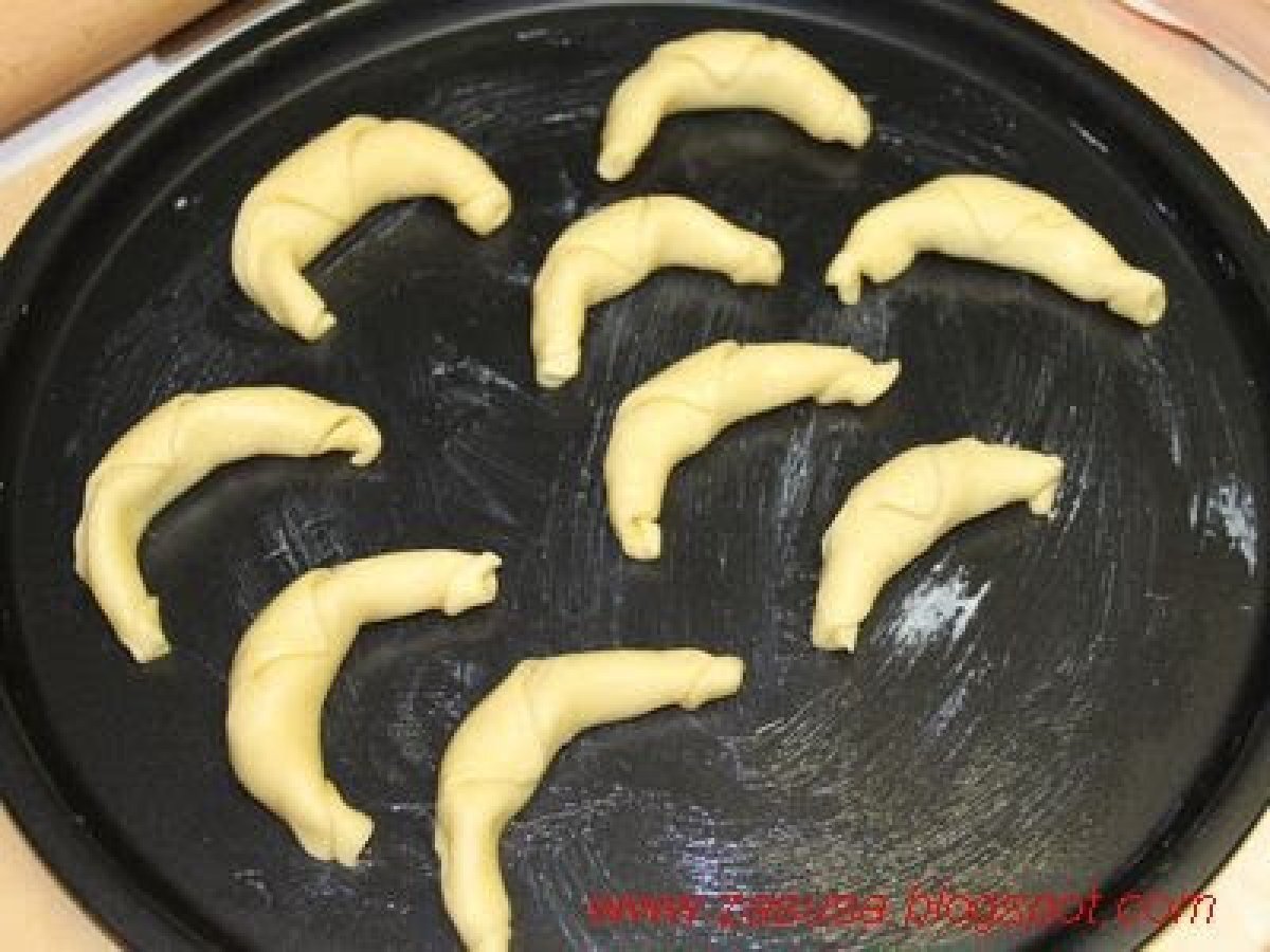 Cornetti farciti con crema di carciofi - foto 5