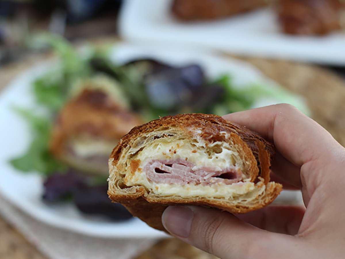 Cornetti salati con prosciutto e formaggio - foto 4