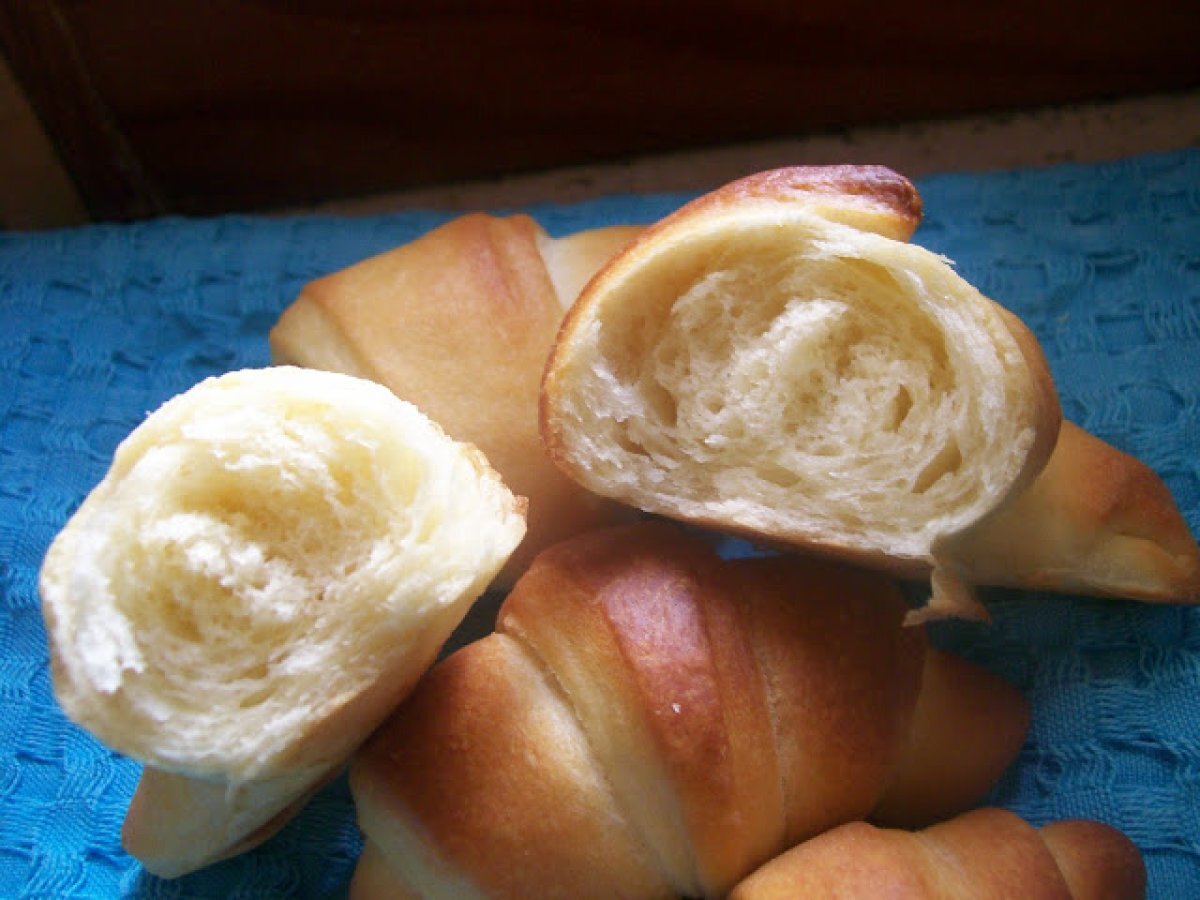 Cornettini di pan brioche farciti con mousse di tonno - foto 3