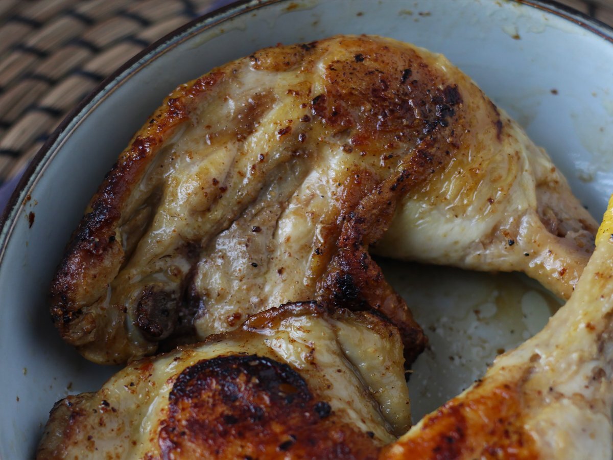 Cosce di pollo in padella, la ricetta per avere una carne tenera e saporita - foto 4