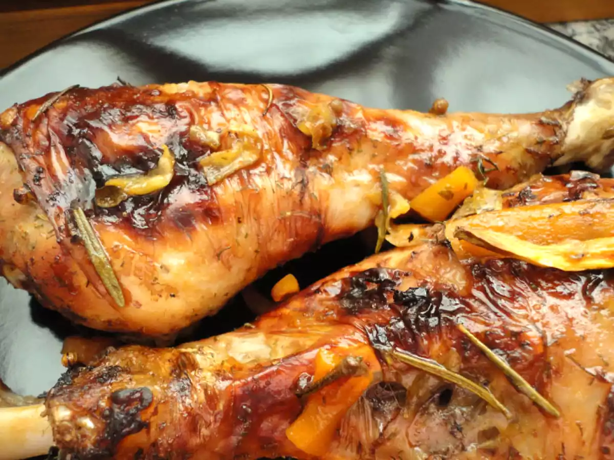 COSCIOTTI DI TACCHINO MARINATI CON ARANCIA E SPEZIE