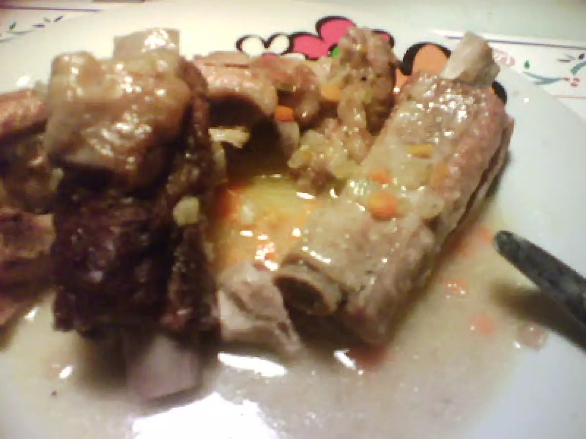 Costarelle di maiale in bianco in pentola a pressione: ricetta facile e saporita - foto 2