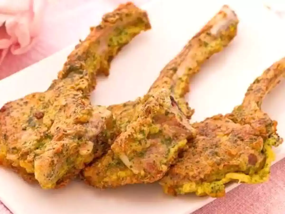 Costolette d’agnello parmigiano e prezzemolo