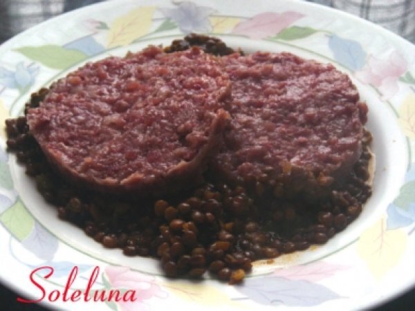 COTECHINO CON LENTICCHIE DI CASTELLUCCIO