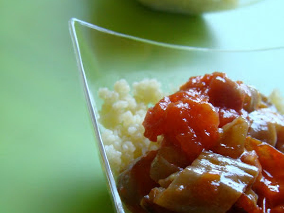 Cous cous con pancetta e melanzane perlina
