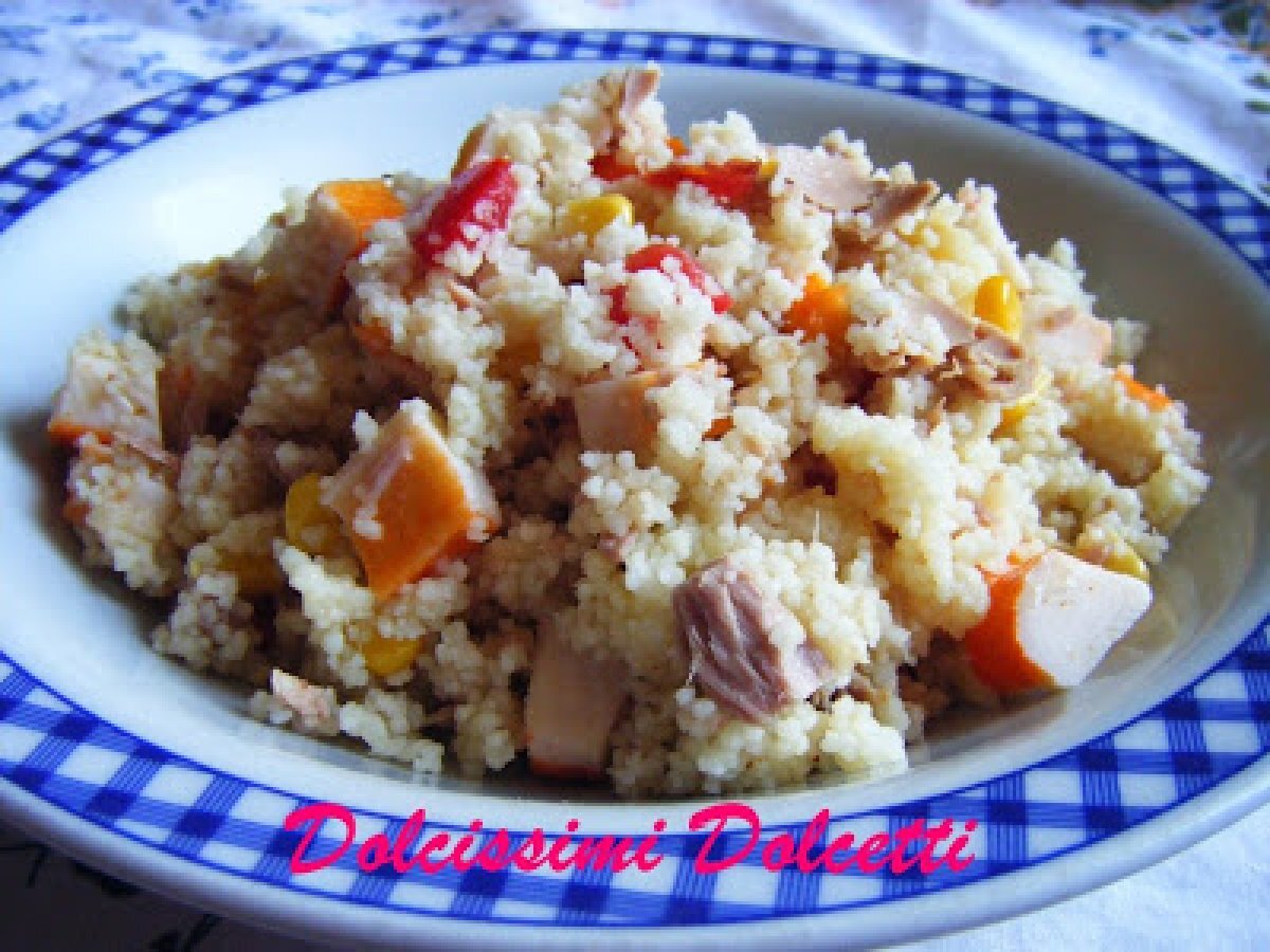 Cous cous con surimi e tonno