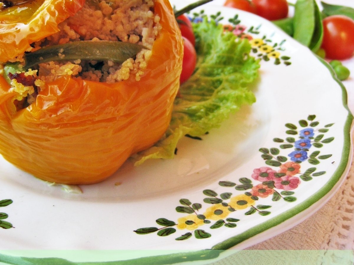 COUS COUS CON VERDURE PECORINO E SALSICCIA