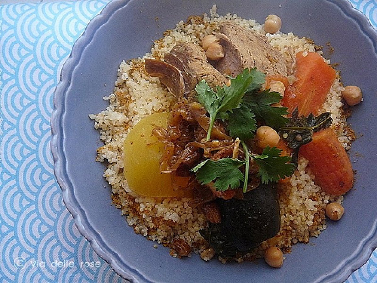 Couscous con composta di cipolle alla cannella