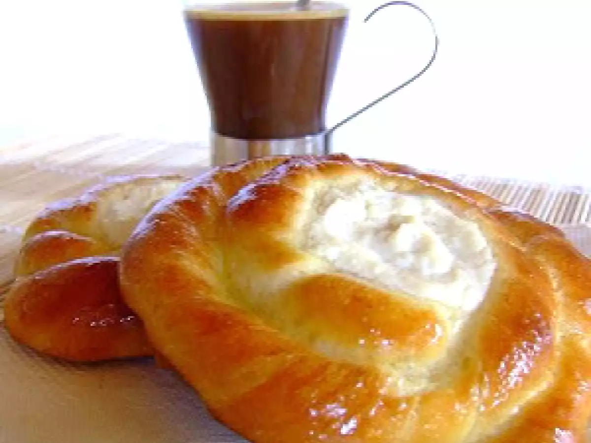 CREAM CHEESE DANISH