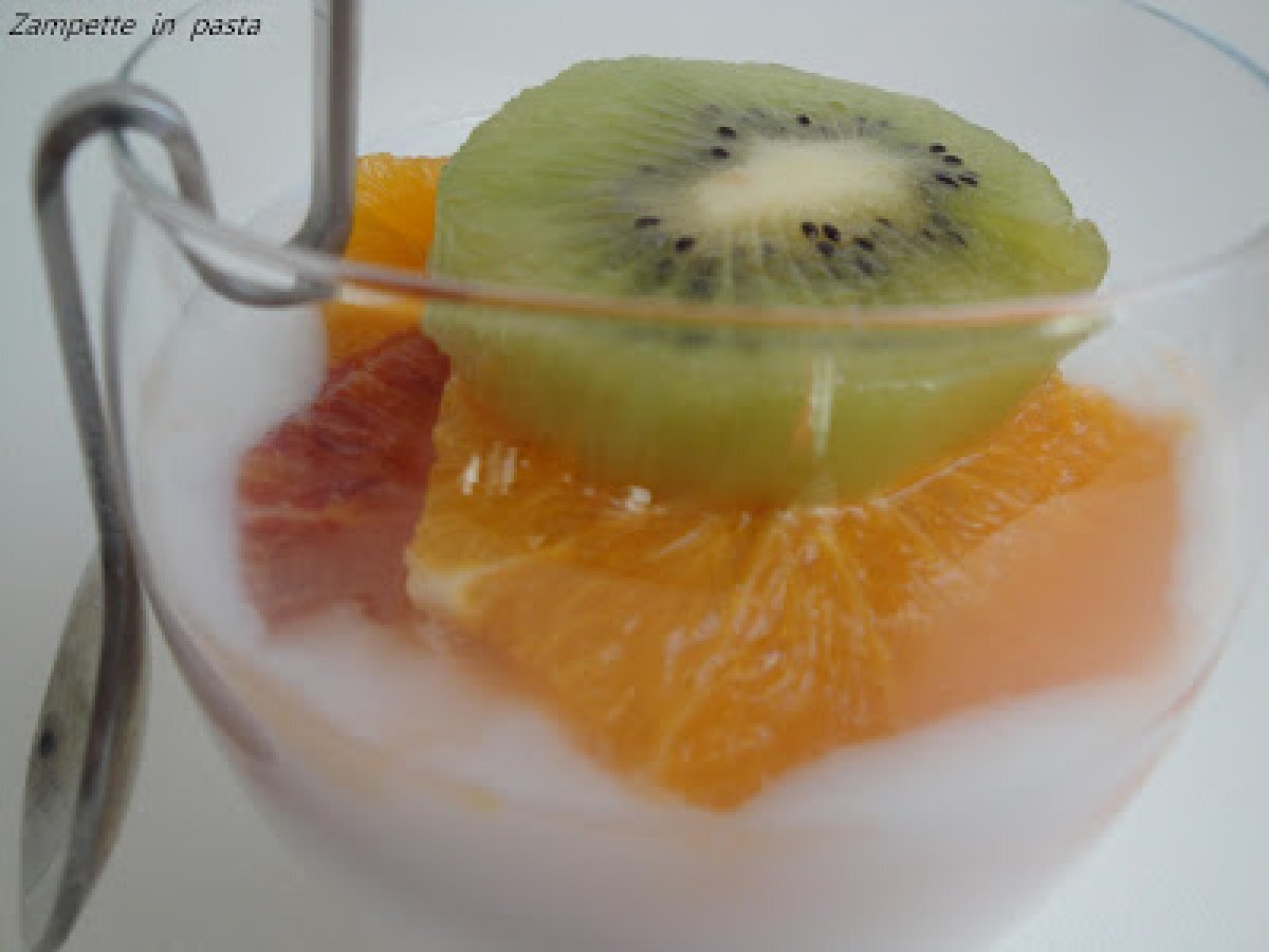 CREMA AL LIMONE CON MACEDONIA DI ARANCE E KIWI, foto 3