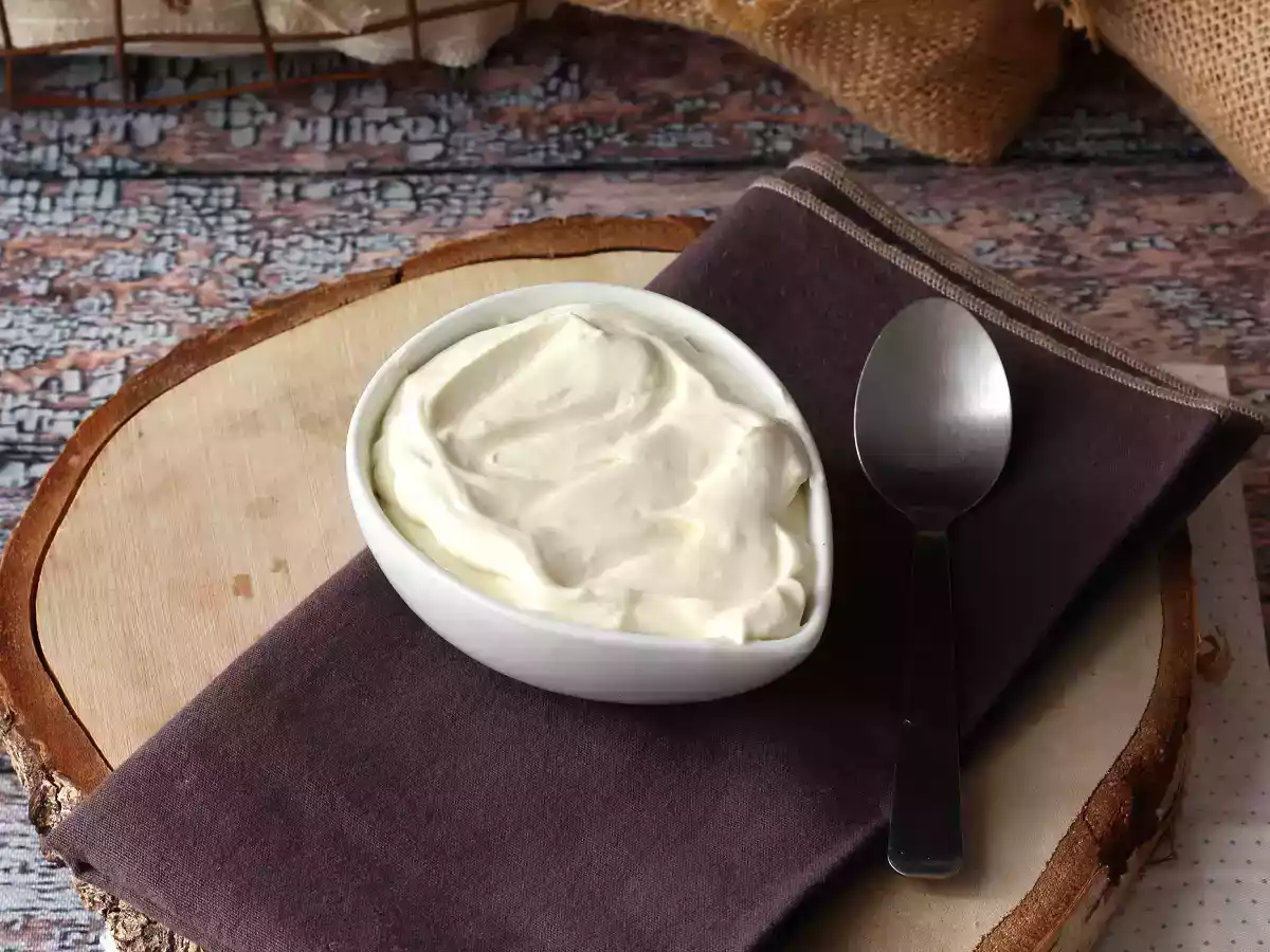 Crema al mascarpone, la farcitura perfetta per dolci e torte - foto 2