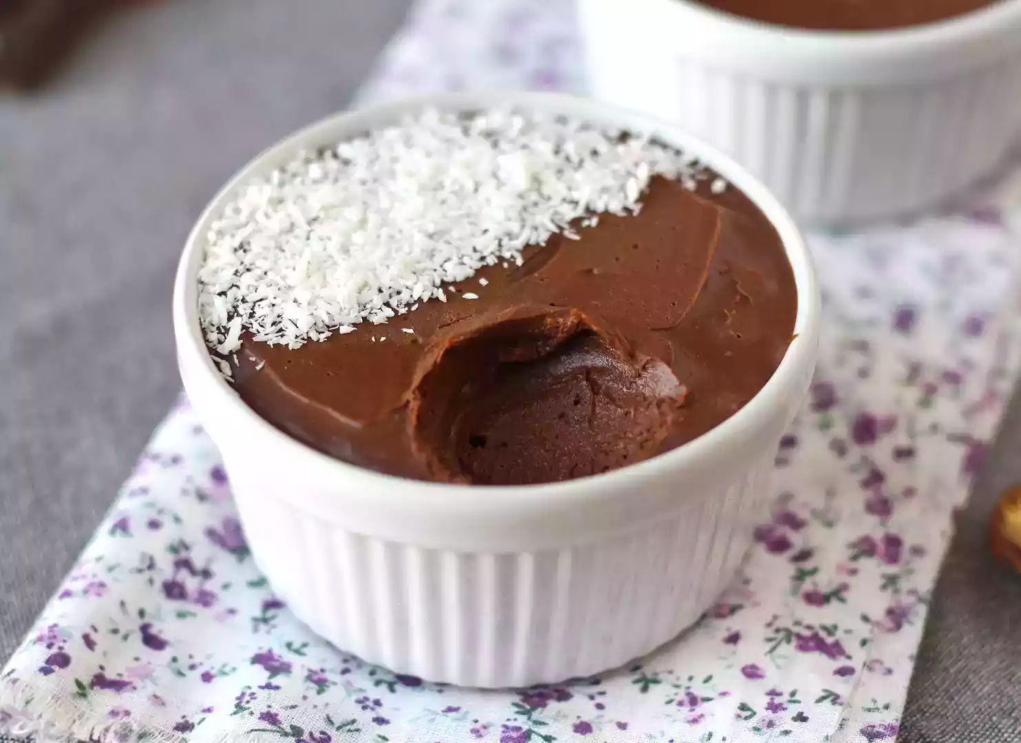 Crema cachi e cioccolato, il dessert senza cottura che vi farà impazzire!