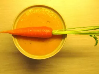 Crema di carote all'arancia e cumino