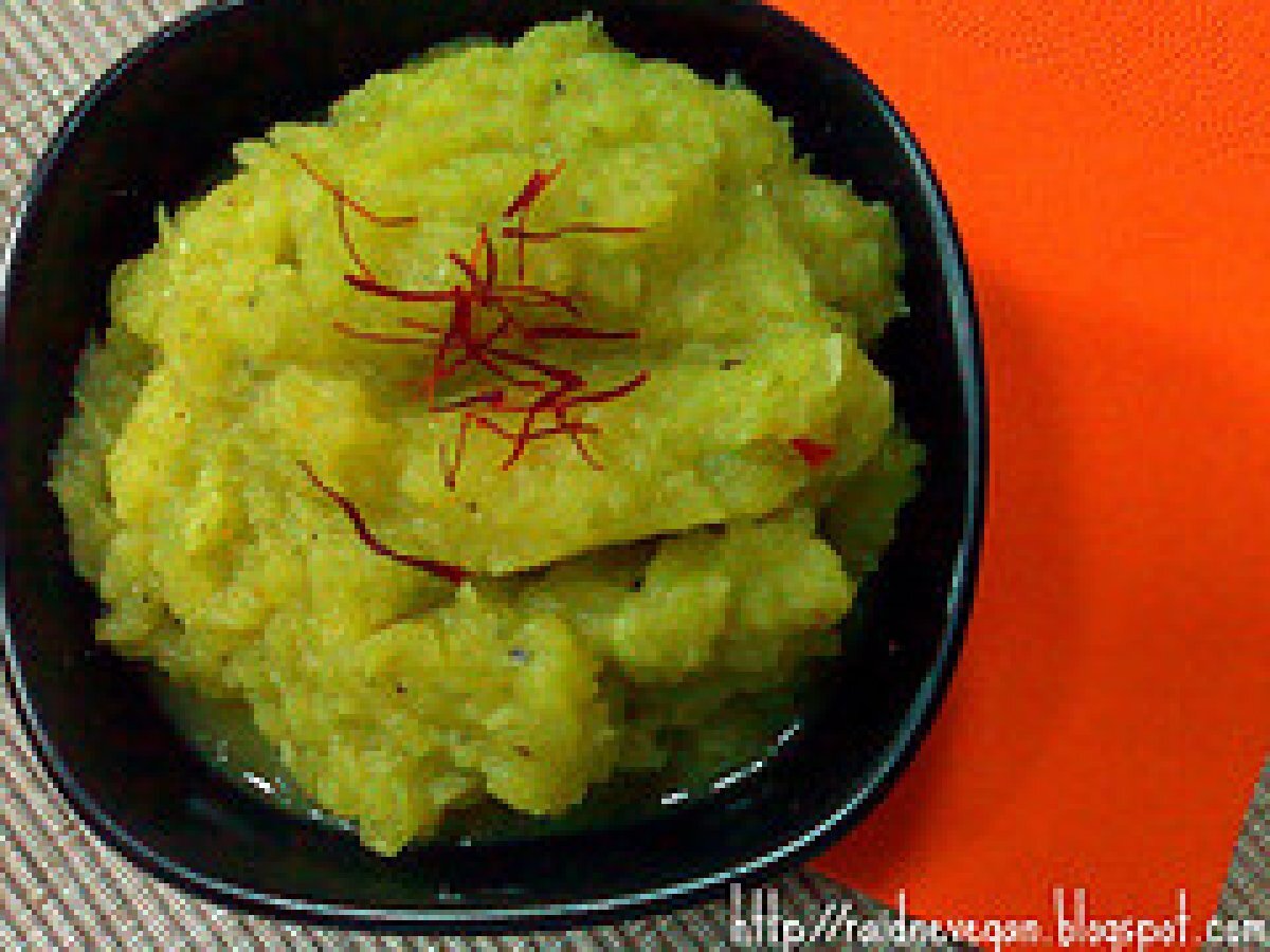 Crema Di Foglie Di Cavolfiore Allo Zafferano