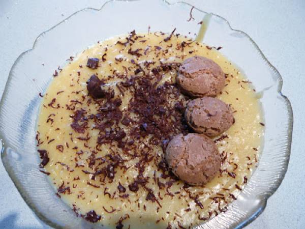 Crema di mandorle e amaretto