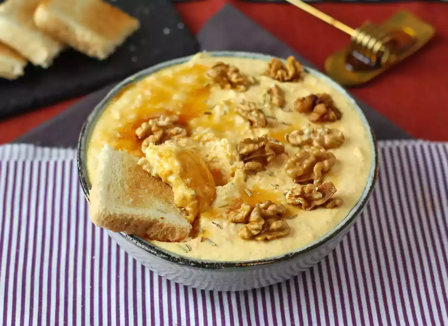Crema di zucca, feta e miele