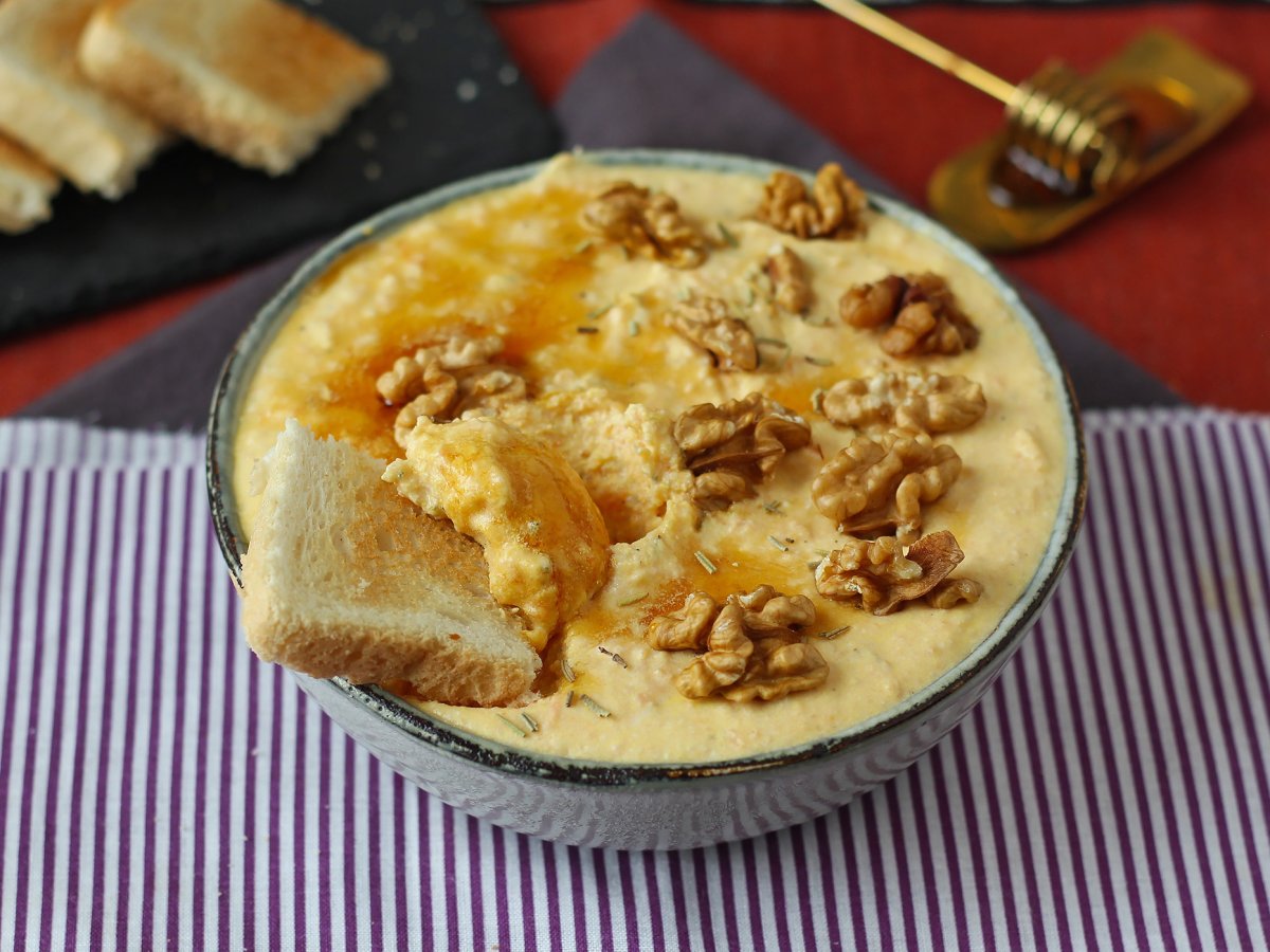 Crema di zucca, feta e miele