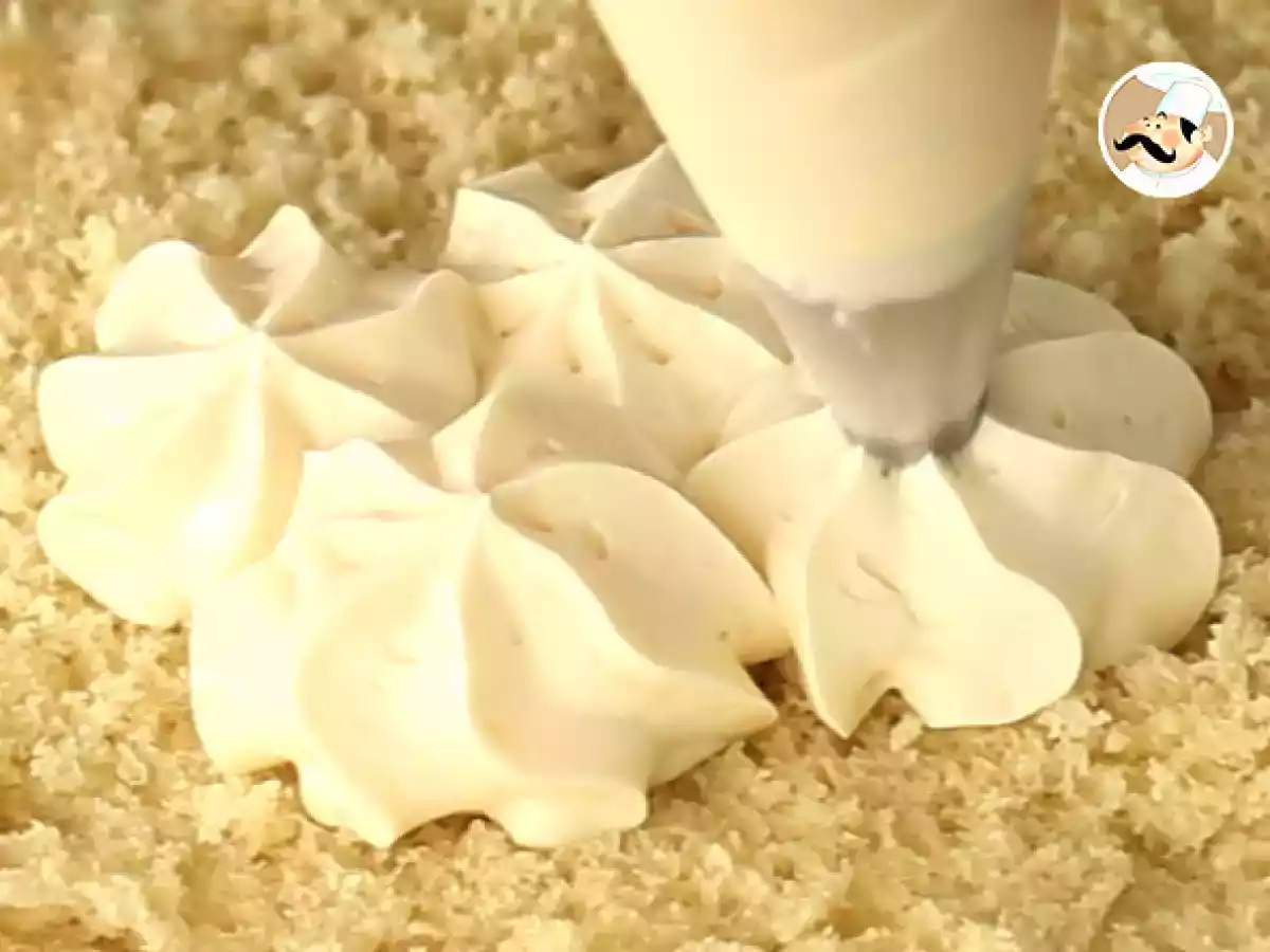 Crema diplomatica, la ricetta facile per prepararla a casa