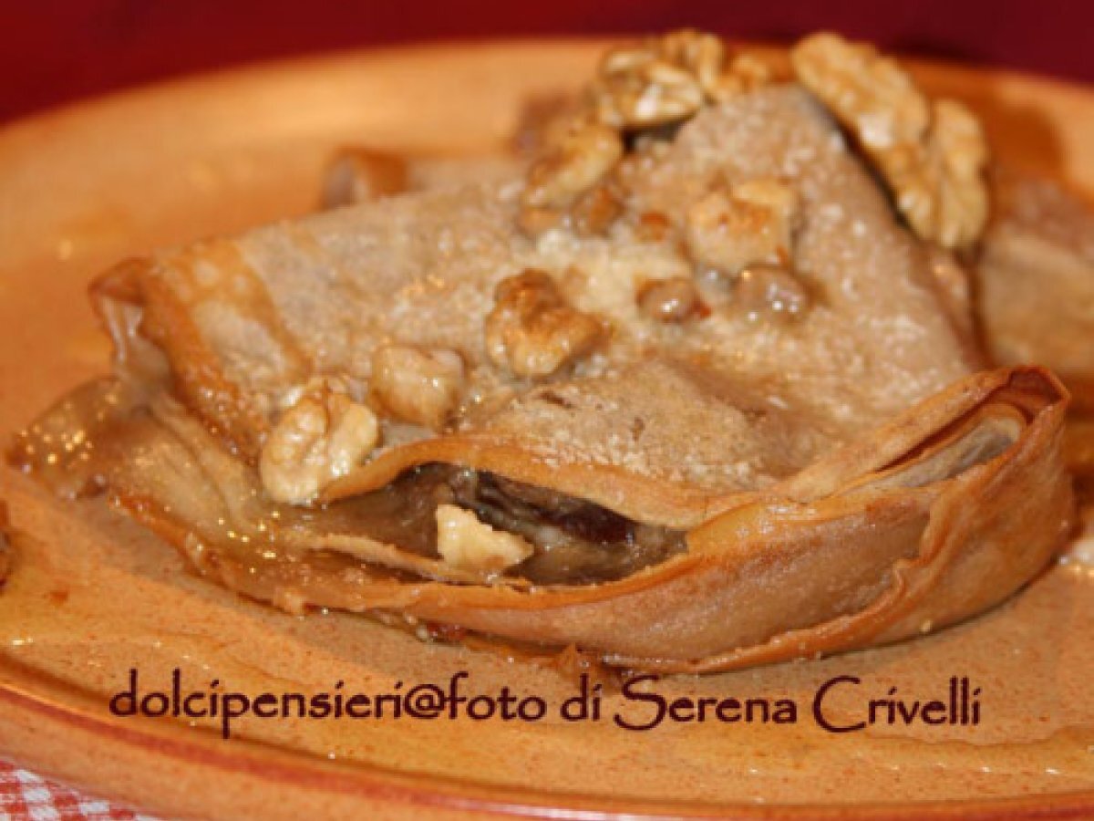 CREPES ALLA FARINA DI CASTAGNE CON CREMA DI NOCI E SPECK di Dolcipensieri - foto 2