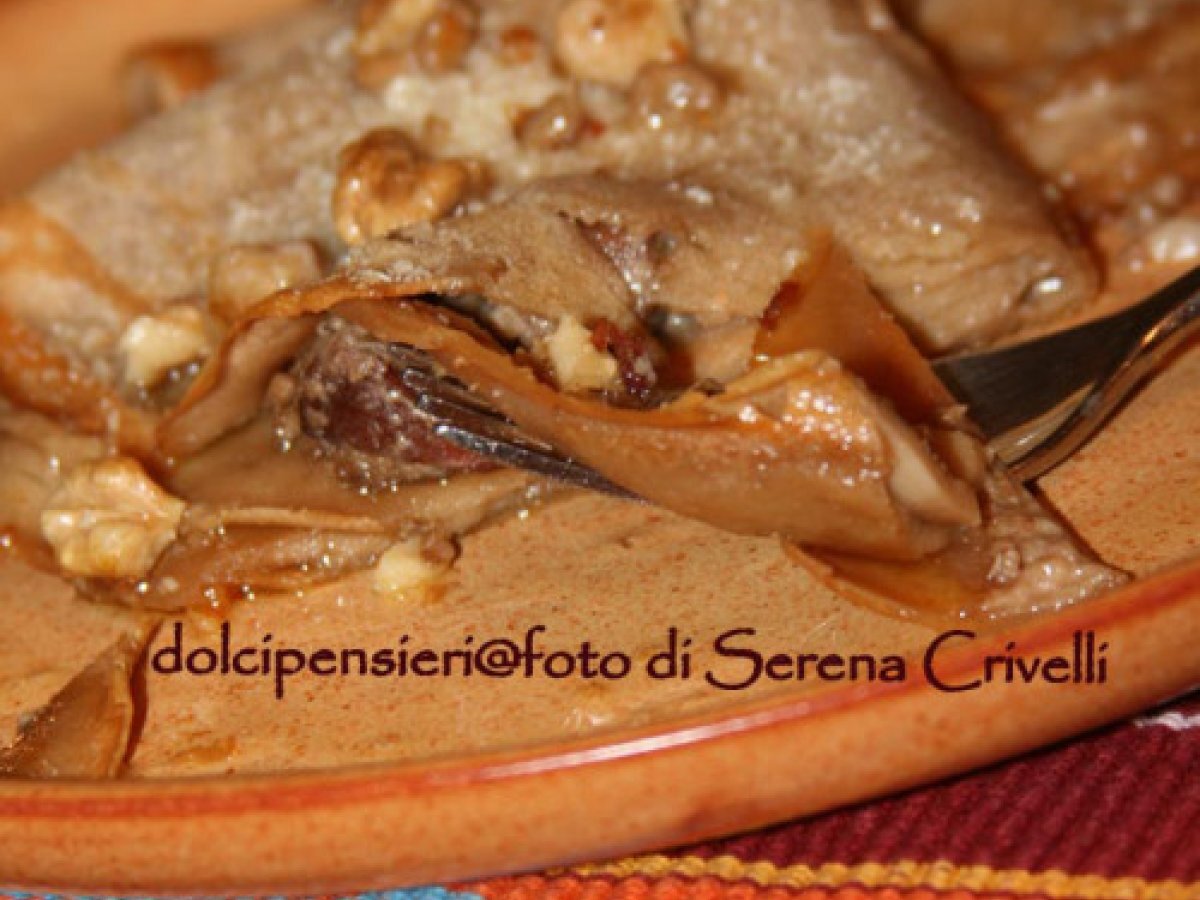 CREPES ALLA FARINA DI CASTAGNE CON CREMA DI NOCI E SPECK di Dolcipensieri - foto 3