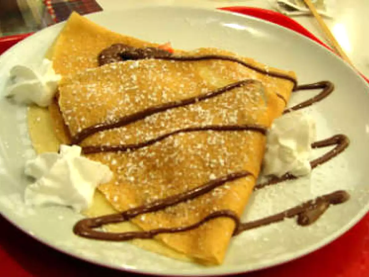 Crepes con crema all'arancia