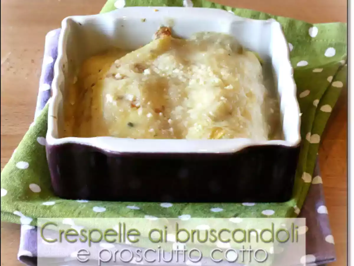 Crespelle ai bruscandoli e prosciutto cotto
