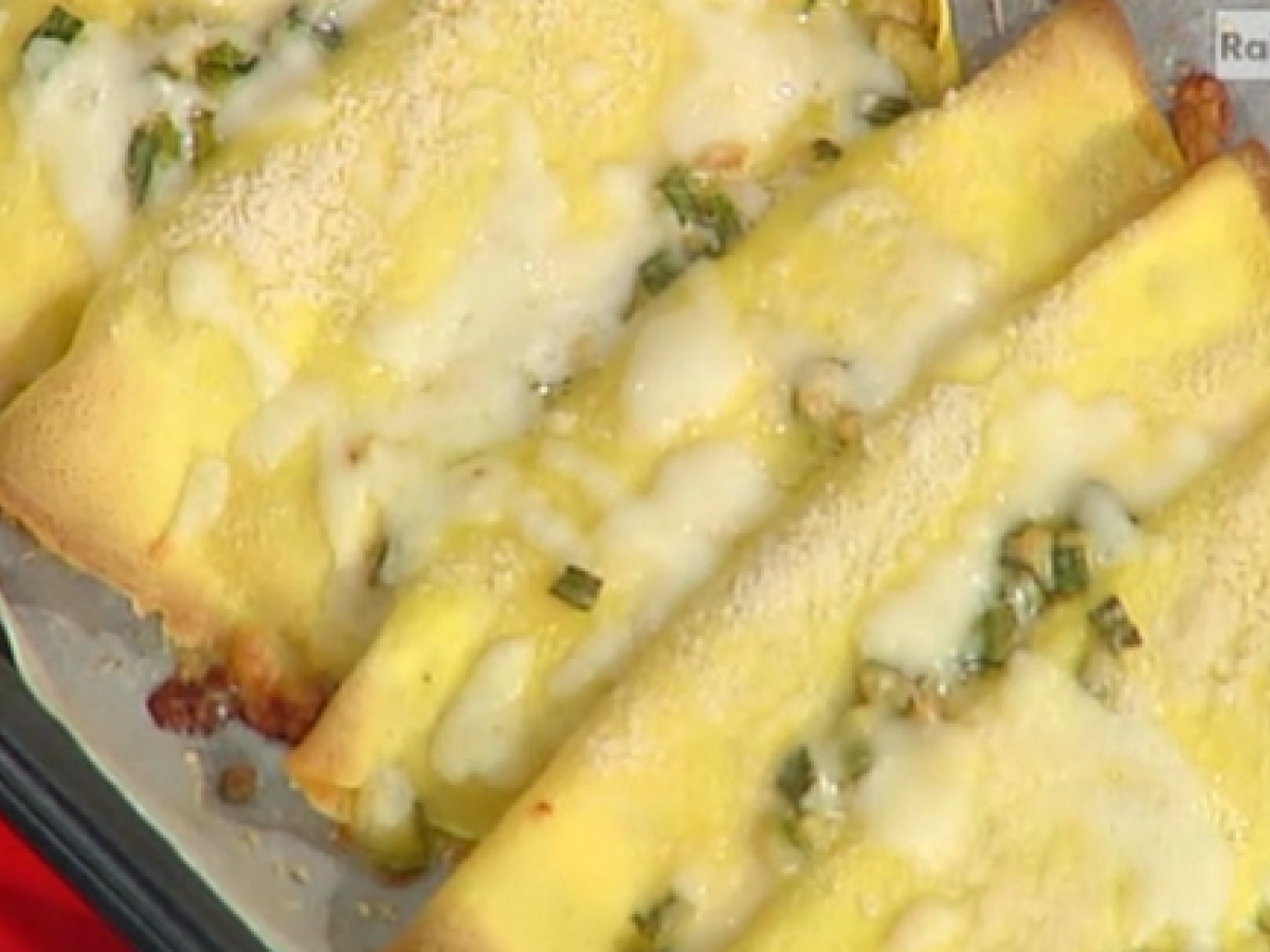 Crespelle con zucchine e mozzarella