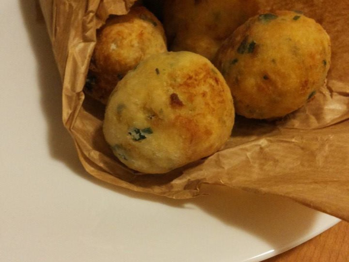 Crocchette merluzzo e limone: croccanti fuori, morbide dentro!