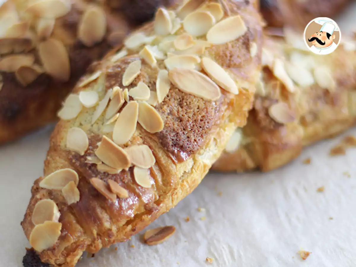 Croissant alle mandorle