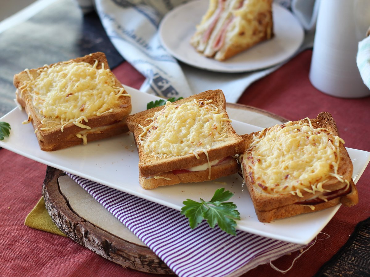 Croque monsieur in friggitrice ad aria: una ricetta velocissima, perfetta per cena!