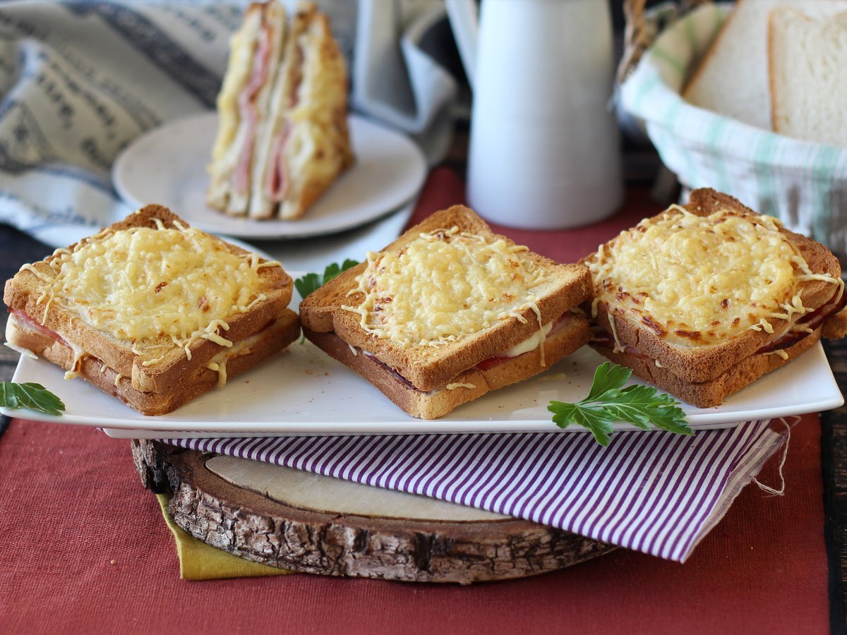 Croque monsieur in friggitrice ad aria: una ricetta velocissima, perfetta per cena! - foto 4
