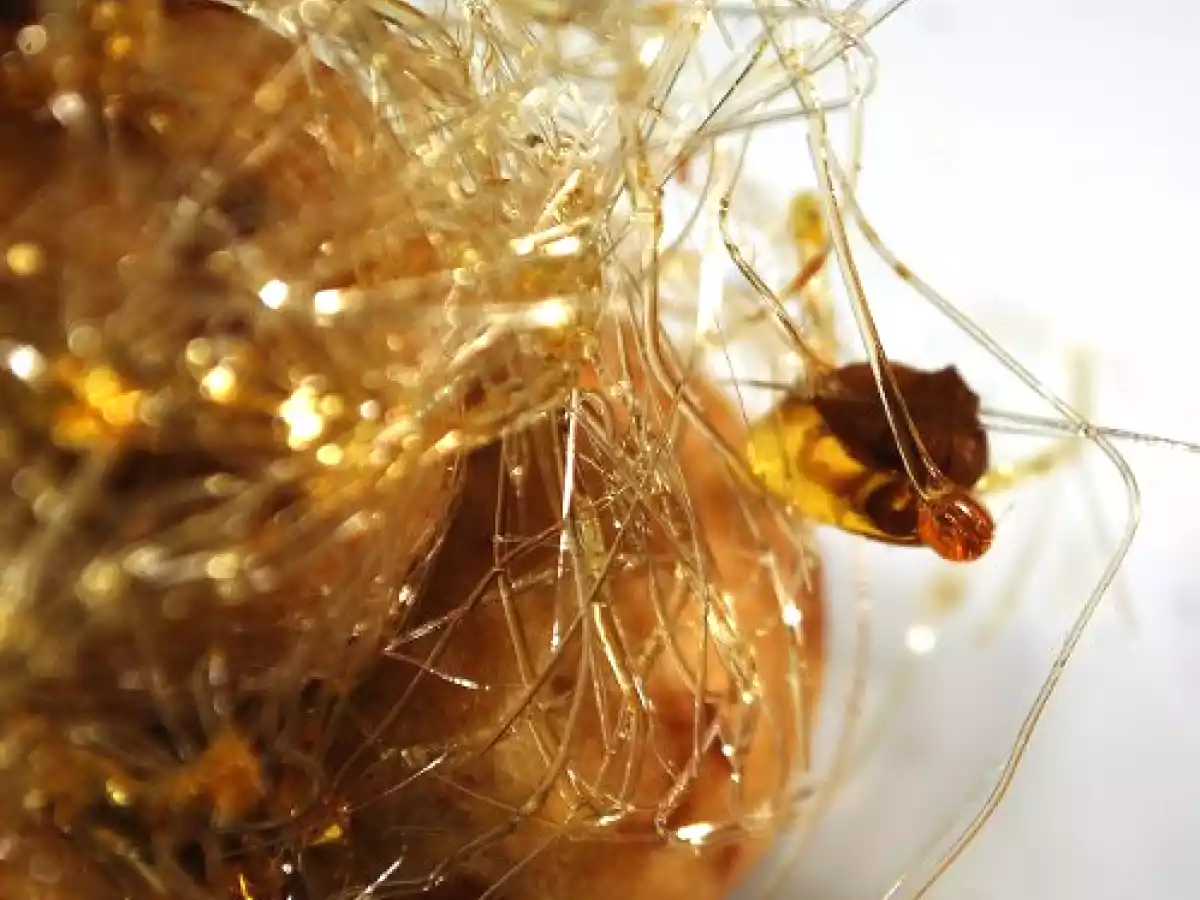 CROQUEMBOUCHE CON GANACHE DI CIOCCOLATO AL SALE E NOCI PECAN - foto 2