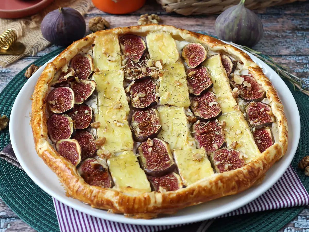 Crostata agrodolce con fichi, brie e noci - foto 6