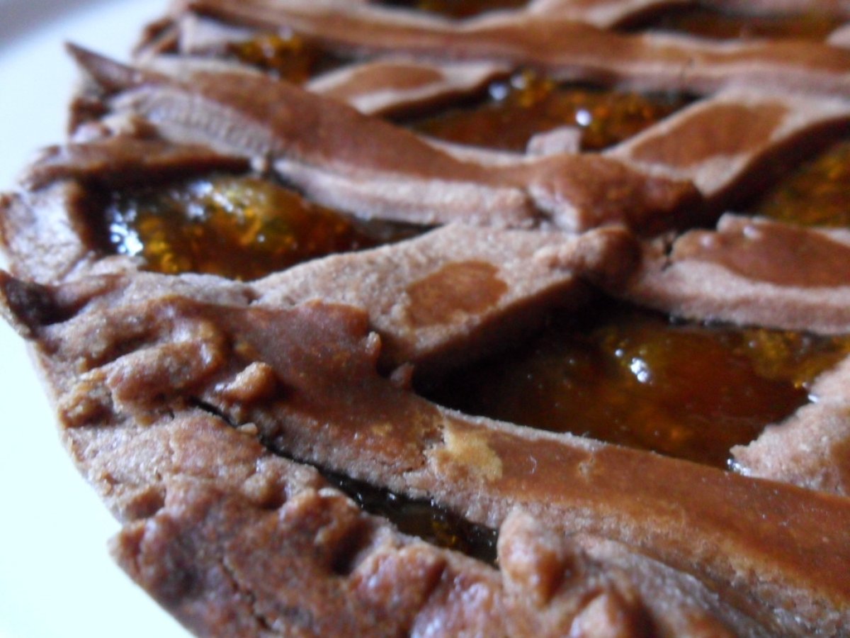 CROSTATA AL CACAO CON CONFETTURA DI MANGO