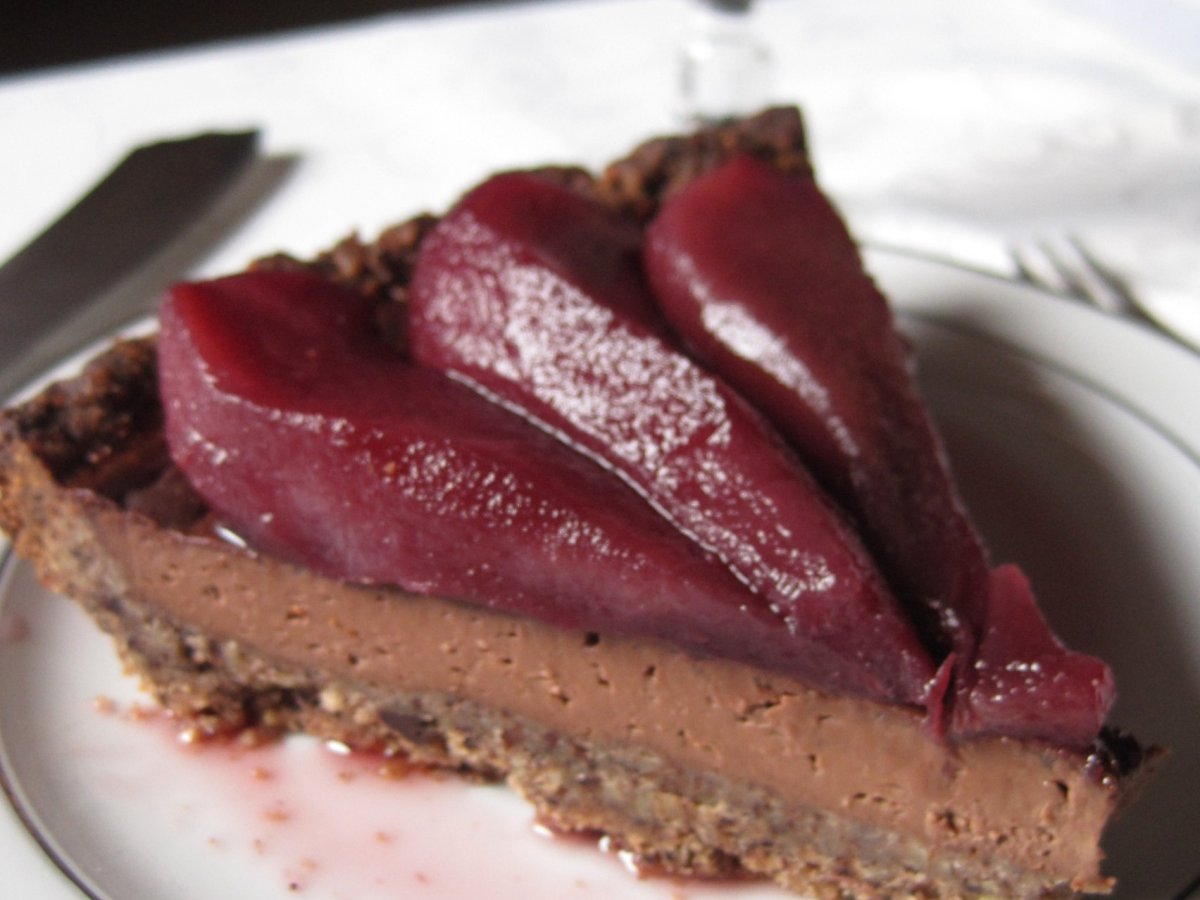 Crostata al cioccolato con pere al vino rosso - foto 6