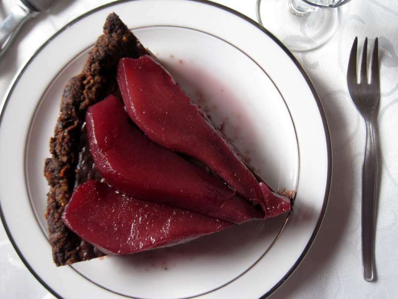 Crostata al cioccolato con pere al vino rosso - foto 9