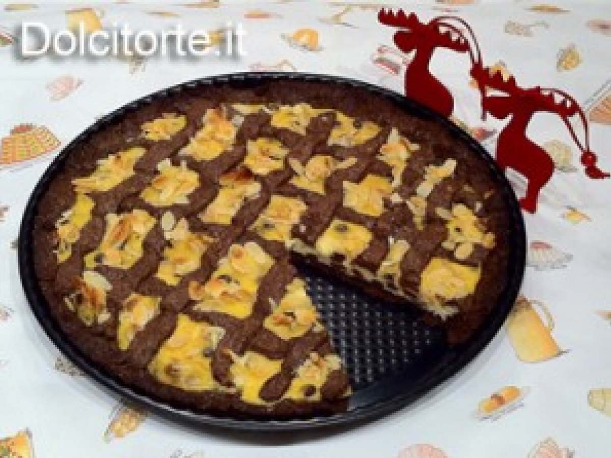 Crostata al cioccolato con ricotta e mandorle