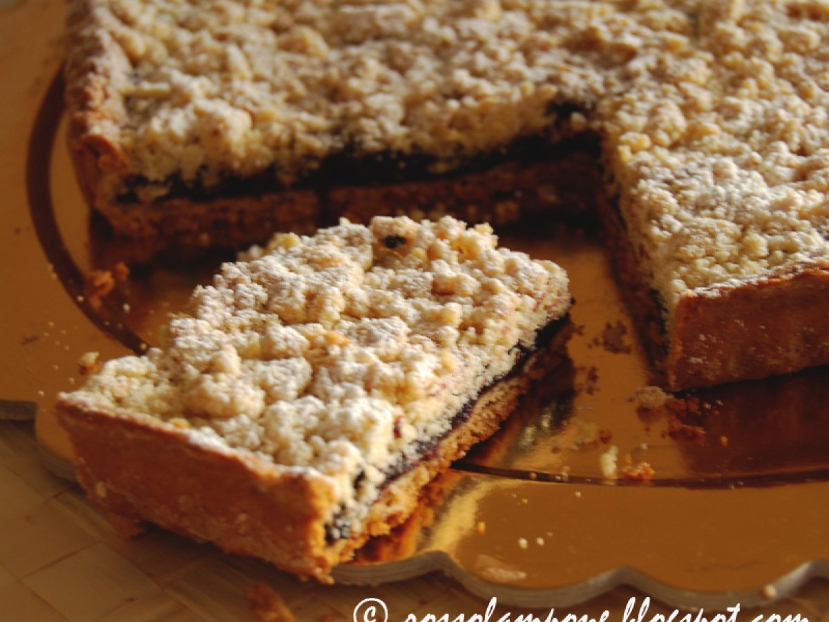 CROSTATA AL SAMBUCO CON CRUMBLE DI NOCCIOLE - foto 2