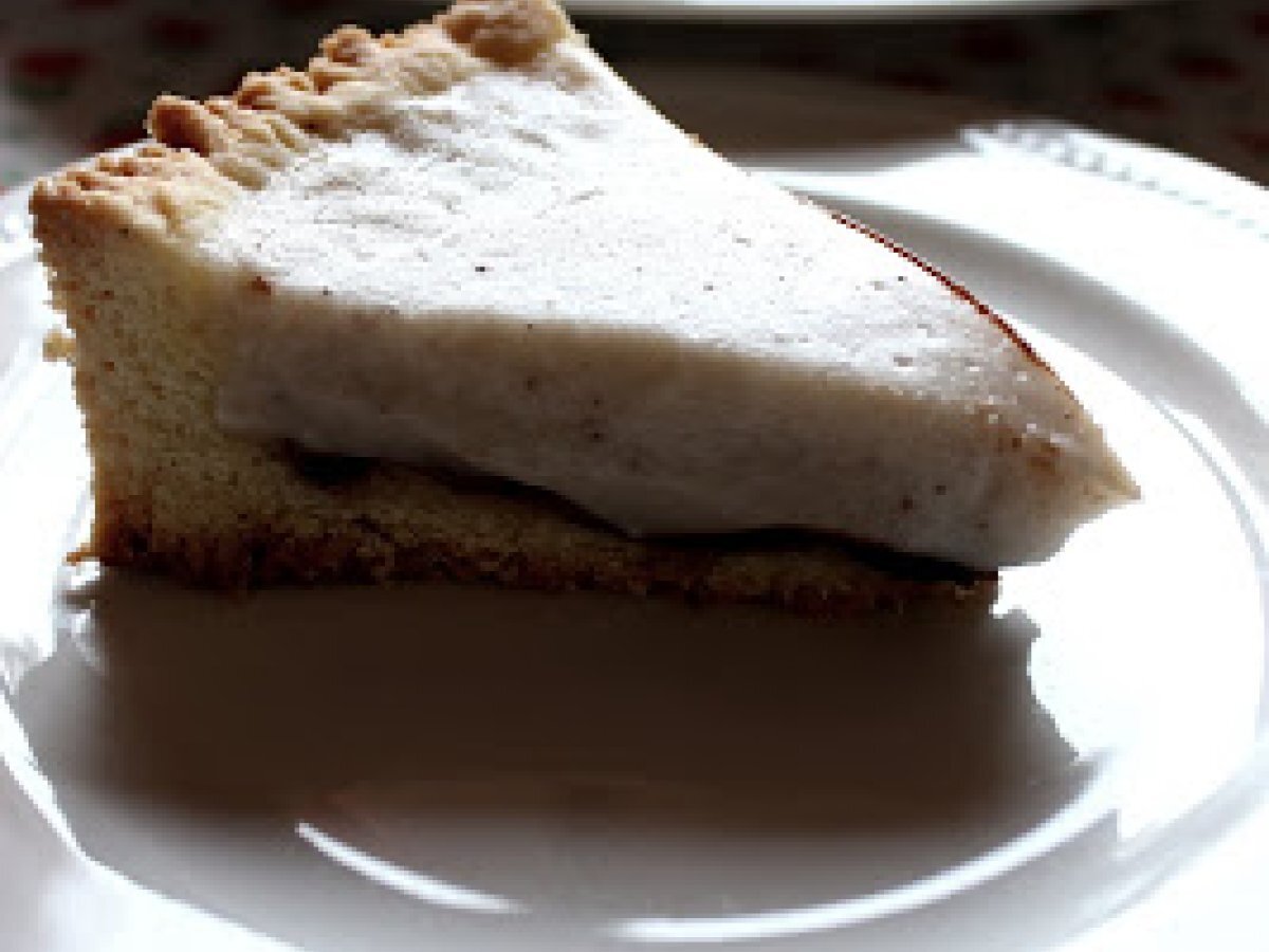 Crostata alla crema di cocco e nocciole