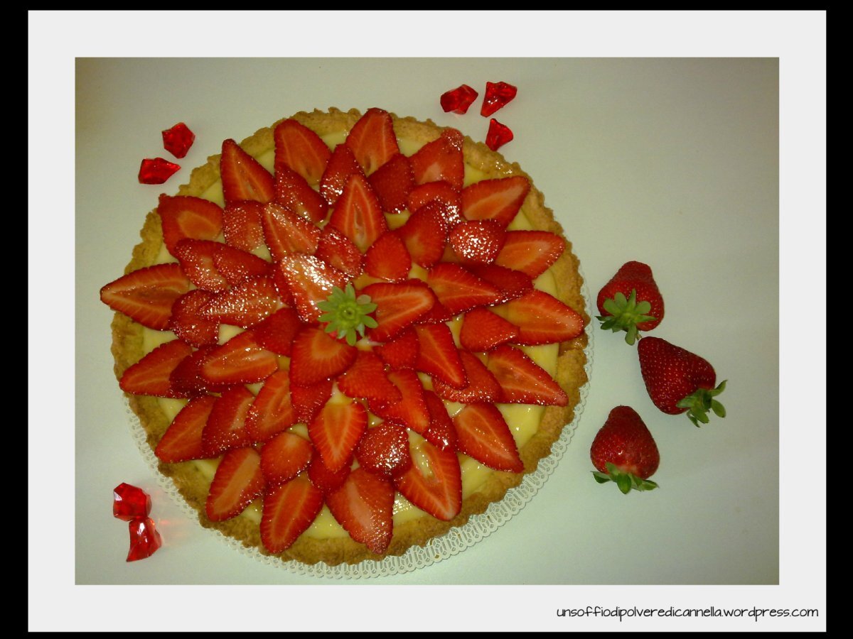CROSTATA ALLA FRUTTA FRESCA E CREMA PASTICCERA