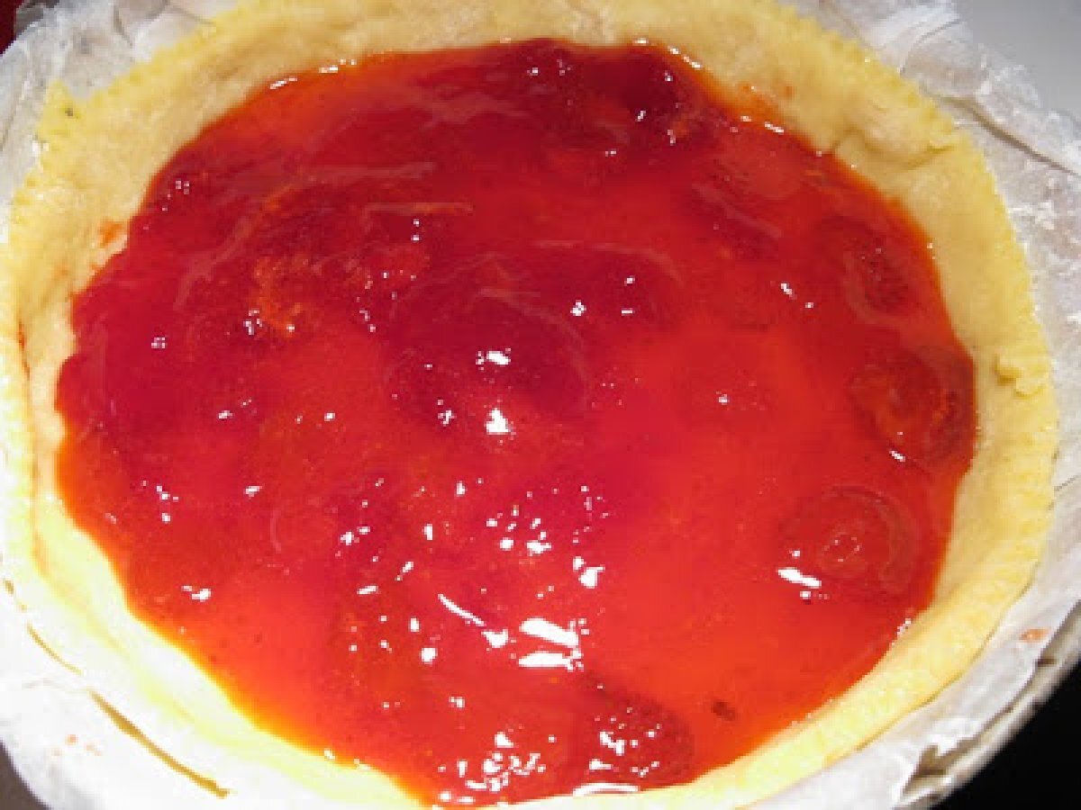 Crostata alla marmellata di fragole con frolla alla francese - foto 4