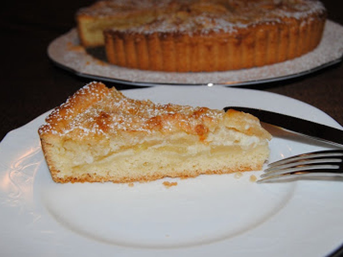 Crostata alle mele con panna