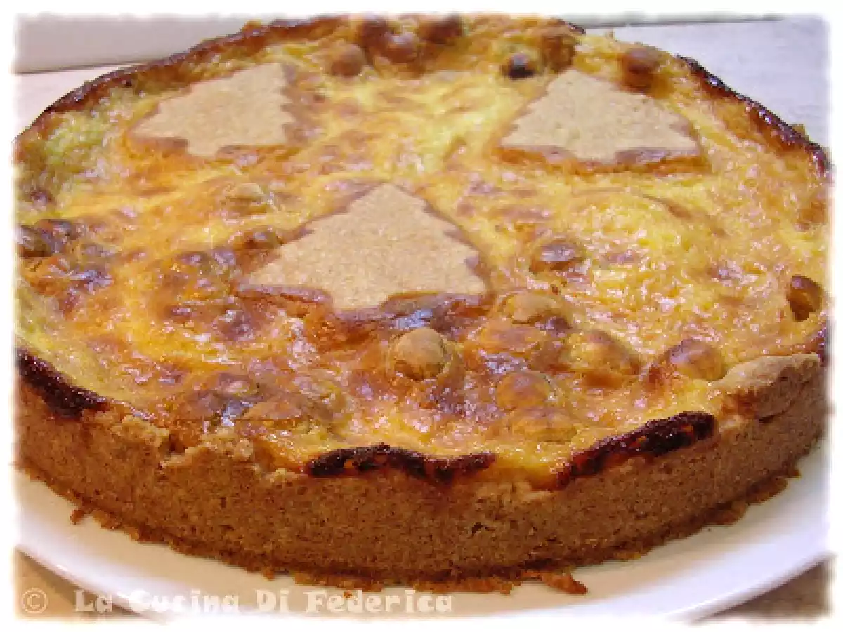 Crostata con cioccolato bianco, nocciole e yogurt