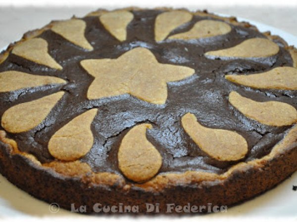 Crostata con frolla al pistacchio e crema al cioccolato